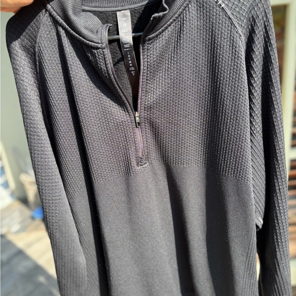 Lululemon Engineered warmth Black Zip Up Sweater